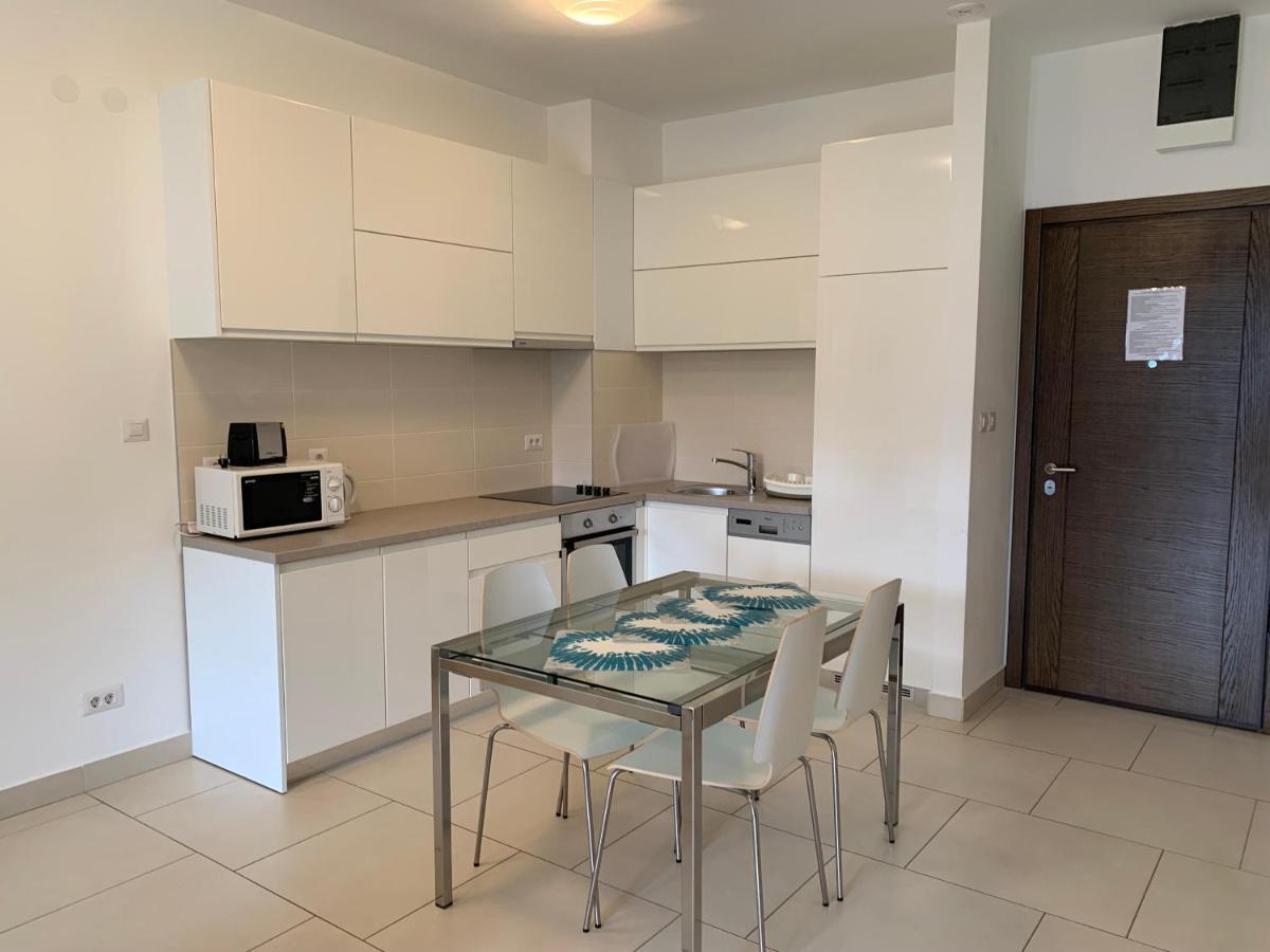 Lavender Bay Apartment B23 Котор Екстериор снимка